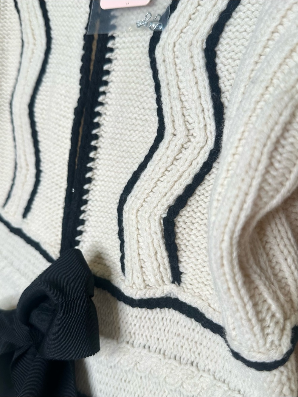 VALENTINO | Authenticated R.E.D.Valentino |Cream Knit Bow-Tie Cardigan | Size 42 - Picture 4 of 11